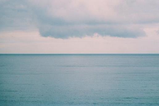 晚上，他很兴奋，睡不着觉