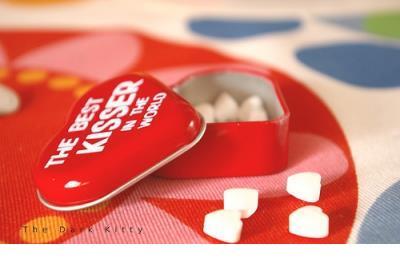 女孩变优秀的励志壁纸 有些人在等他们的伞