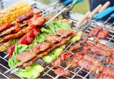 天气严热注意防暑图片 2021下雪天注意保暖问候语