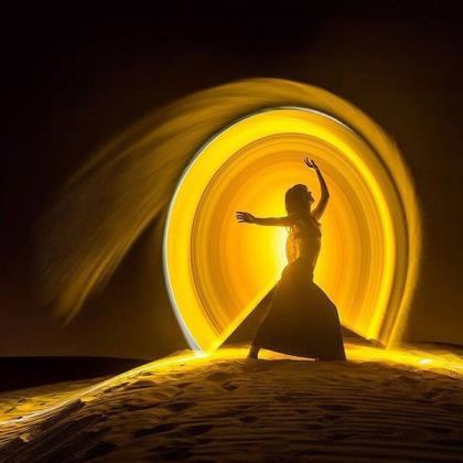 关于婚纱的说说短句 一个人穿婚纱伤感说说