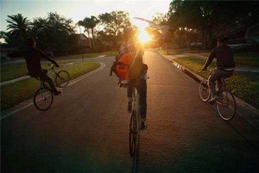 表示难受的一句话 用一句话表达开学的心情