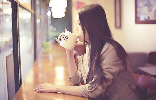 睡觉前晚安的逗比说说 逗比吃货发朋友圈说说