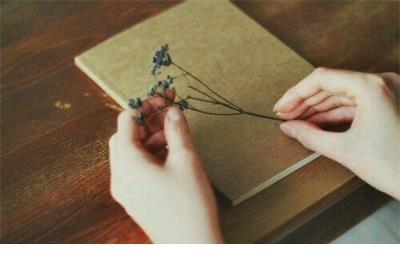 描写清晨的云的优美句子 描写云的句子大全