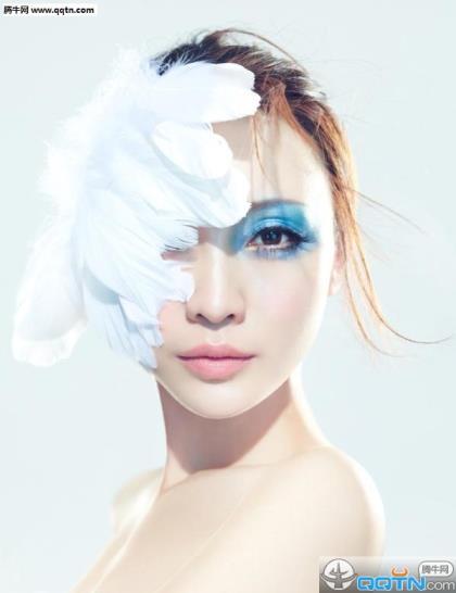 写一句描写内心痛苦的句子 如果你爱钱，你可以