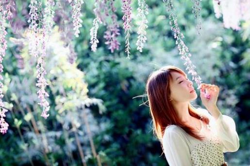 出去玩一天形容开心的说说 表达出去玩的搞笑说