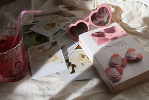 伤感句子说说心情短语 失恋女孩的励志语录