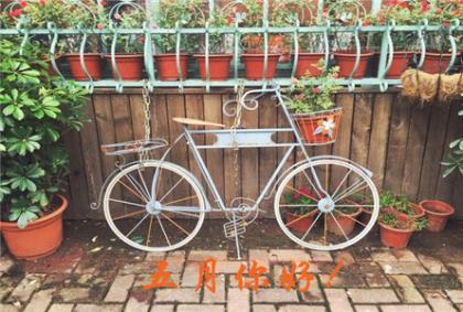 描写人物紧张的精彩段落