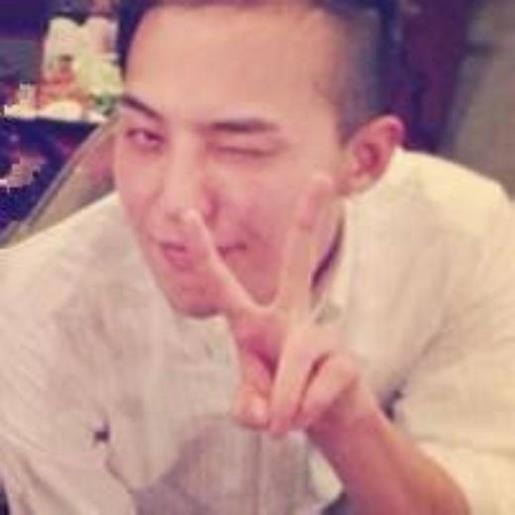 适合发朋友圈的励志短句子 我整夜地叹息，不能