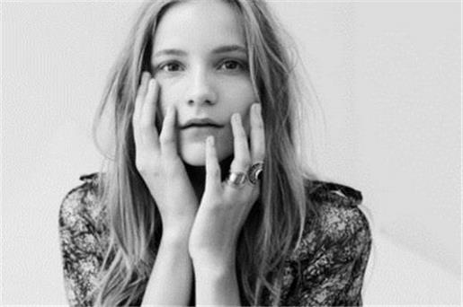 微信朋友圈怎么评论表情包 朋友圈励志句子带图