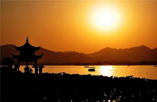 表达自己生日的说说 表达下雪的经典的说说