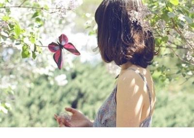 关于任性的句子说说心情 问问这个世界，谁是英