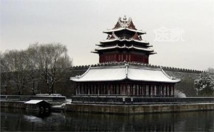 笑自己太傻太天真的个性签名 世界善变,坚守自