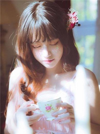 男孩子充满阳光的句子