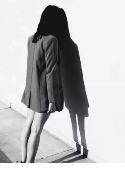 爱情单方面付出好累 一味的付出