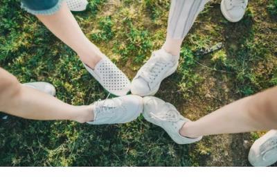 关于珍惜爱情的说说 关于爱情的句子伤感