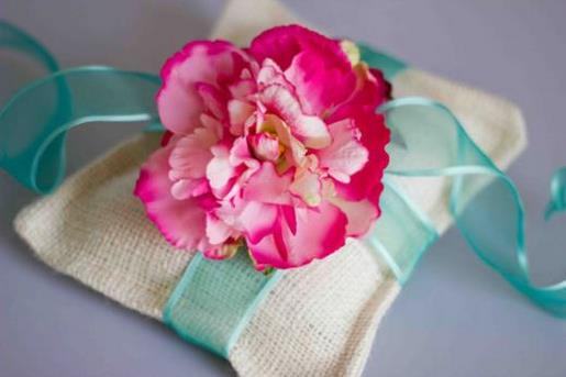 和女生聊天的幽默话语 追女孩子幽默聊天记录