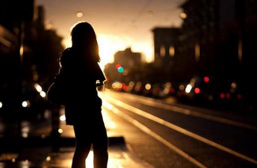 有关人生意义的句子 天再长，你是人还是狗我总