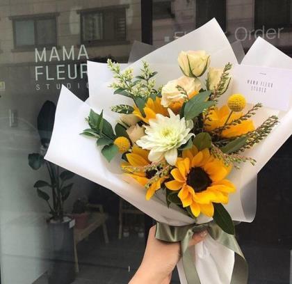 形容难过而无语的句子 形容撑过最难过的日子的