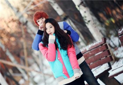 表达爱情的句子 关于爱情经典语录