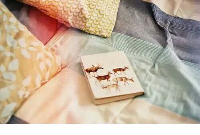 心里委屈压抑憋屈表情