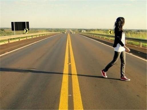 朋友圈说说早安励志语录 废话原来是一种依赖