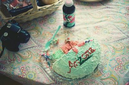 怀念过去美好时光成语 空荡的心，装出一副世故