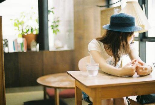 心情句子说说心情短语 励志说说致自己短语