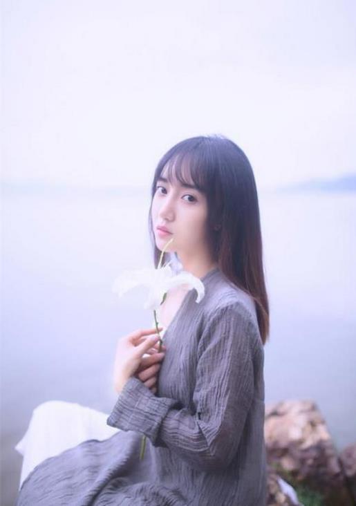 调侃朋友圈心灵鸡汤 适合发朋友圈的悲伤句子
