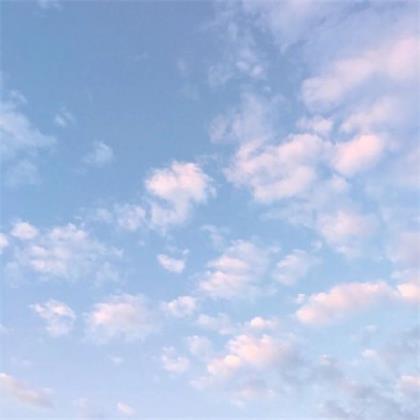 朋友自私的说说心情短语 对于黎明来说,黑夜太
